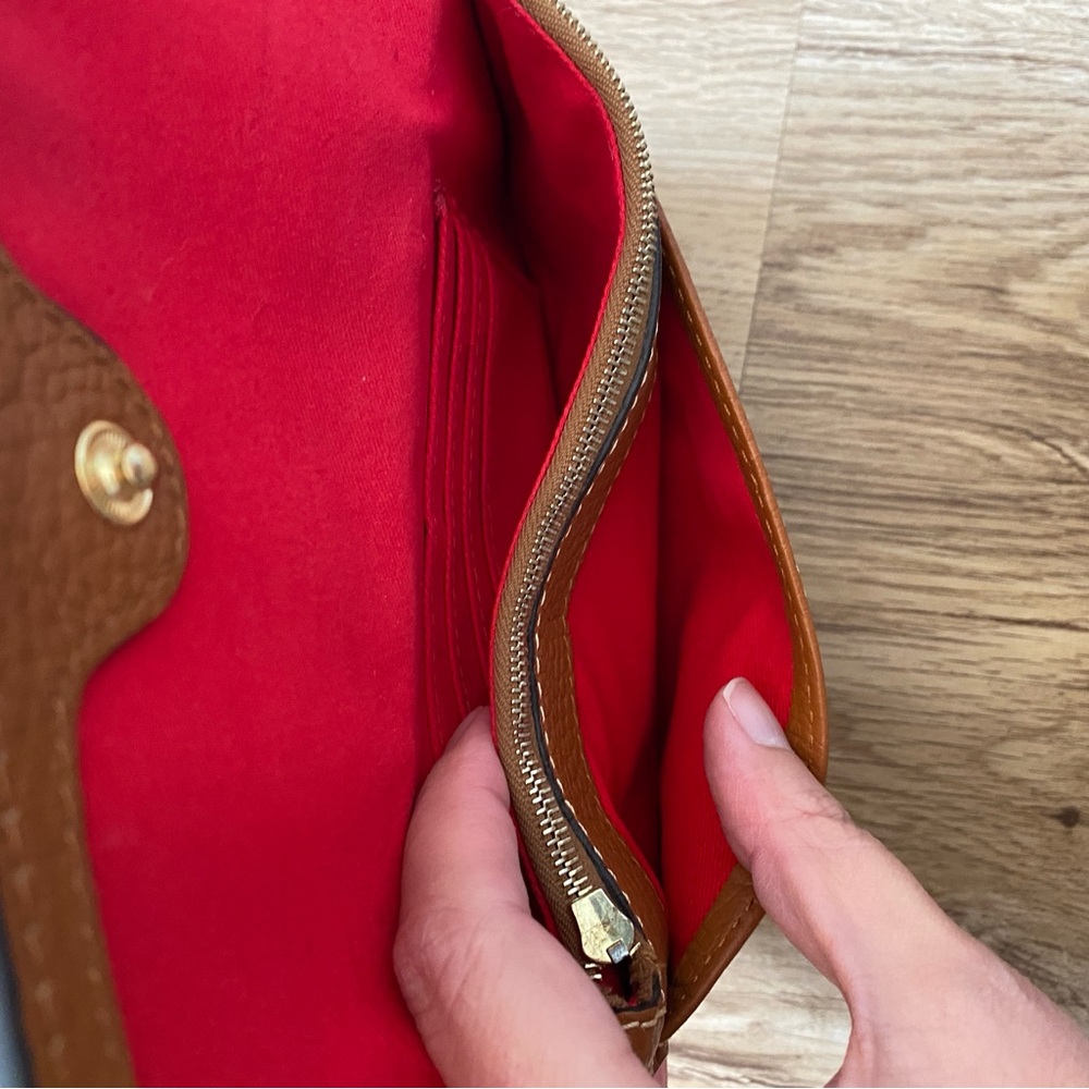 Dooney and Bourke Pebble Grain Milly Wristlet Wallet Missing Strap - Picture 7 of 7